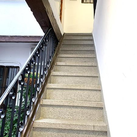 Casa Manuela Mas Que Una Casa Un Hogar Toledo Eksteriør billede