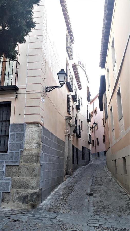 Casa Manuela Mas Que Una Casa Un Hogar Toledo Eksteriør billede