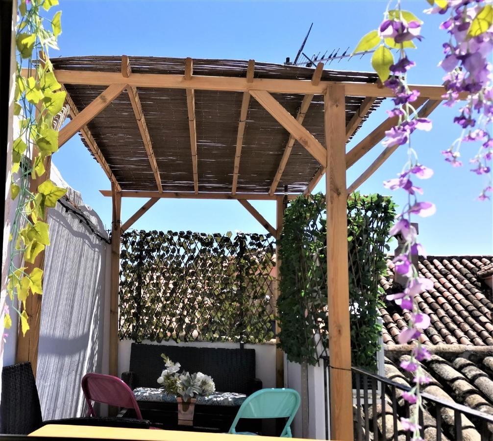 Casa Manuela Mas Que Una Casa Un Hogar Toledo Eksteriør billede